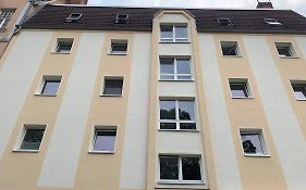 TOP LAGE 2 Zimmerwohnung mit Balkon und bester Aussicht in OG 2 links